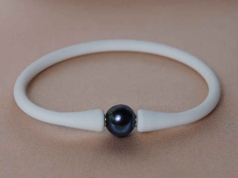 perlový náramok pre muža - sladkovodná perla na silikónovej gumičke